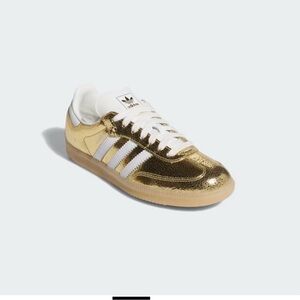 NWT Adidas Samba OG Sneakers in Women’s 6.5 Gold